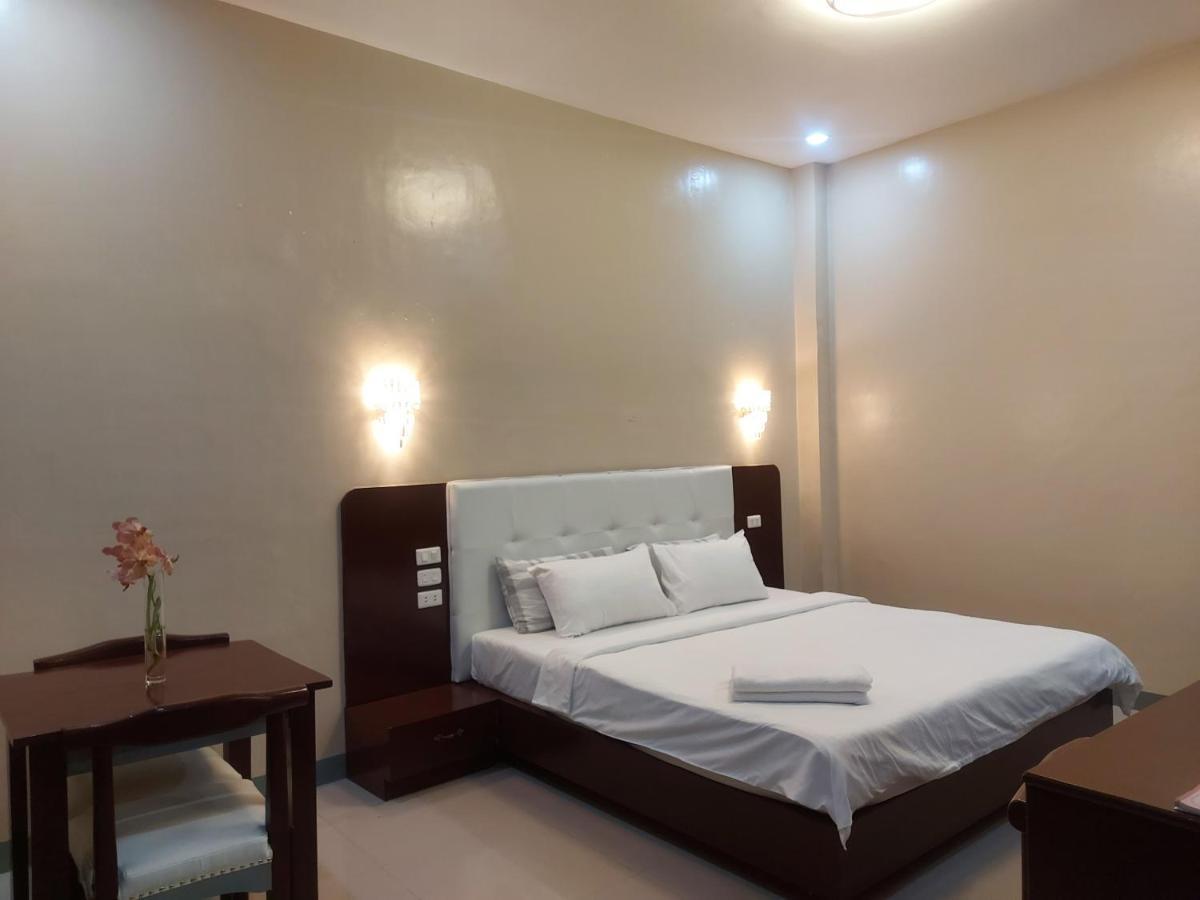B&S Orchids Suites Hotel Dipolog Kültér fotó