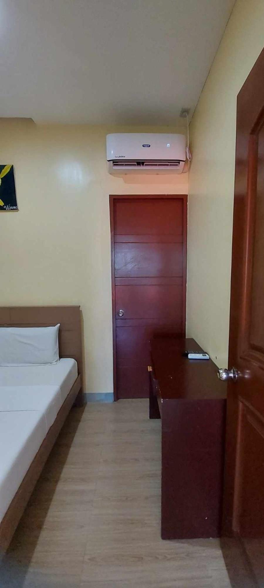 B&S Orchids Suites Hotel Dipolog Kültér fotó