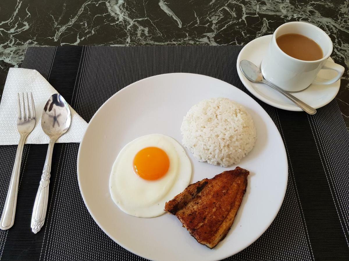 B&S Orchids Suites Hotel Dipolog Kültér fotó